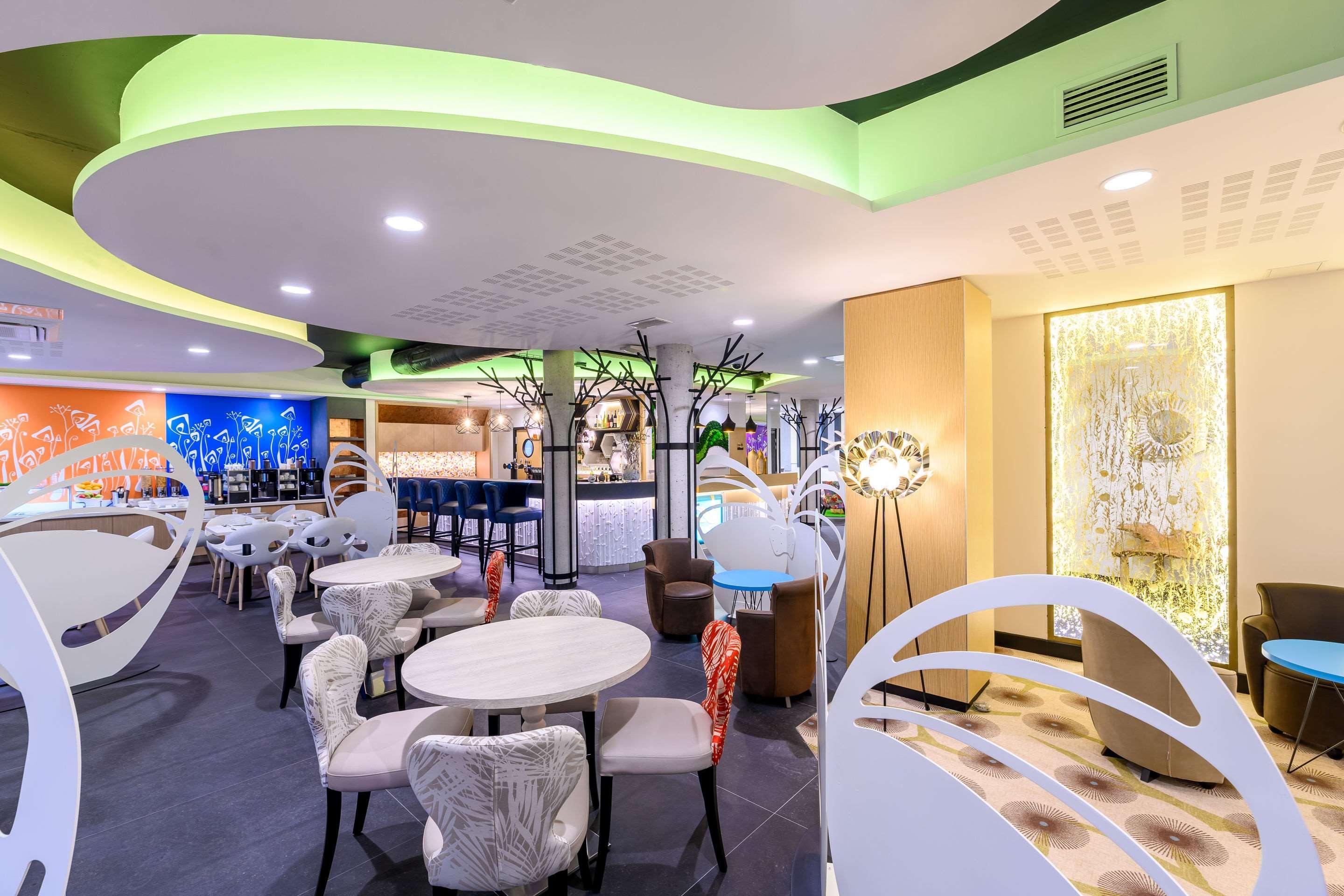 Kyriad Prestige Amiens Poulainville - Hotel And Spa Exteriér fotografie