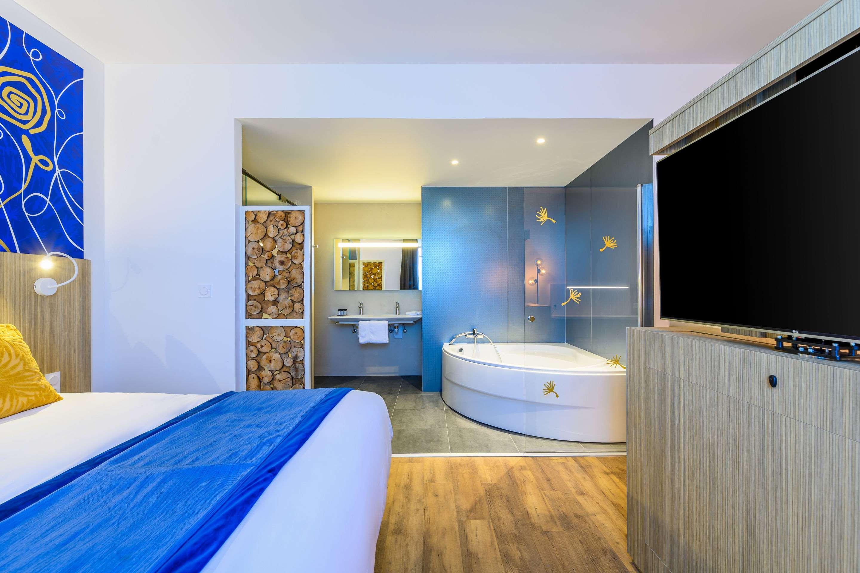 Kyriad Prestige Amiens Poulainville - Hotel And Spa Exteriér fotografie